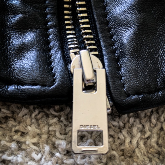 100% DIESEL ORIGINAL MENS MEDIUM - Picture 7 of 16